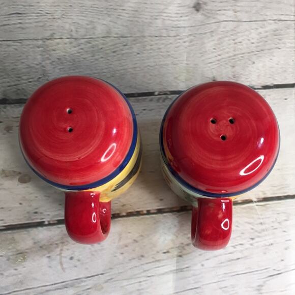 HausenWare Farmyard Animals Salt & Pepper Shakers Set Designed by Sally Noll - Picture 5 of 10